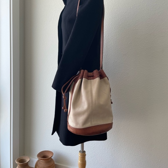 Vintage Coach Spectator Drawstring Duffle Shoulder Bag Brown Cream RARE - Picture 13 of 13